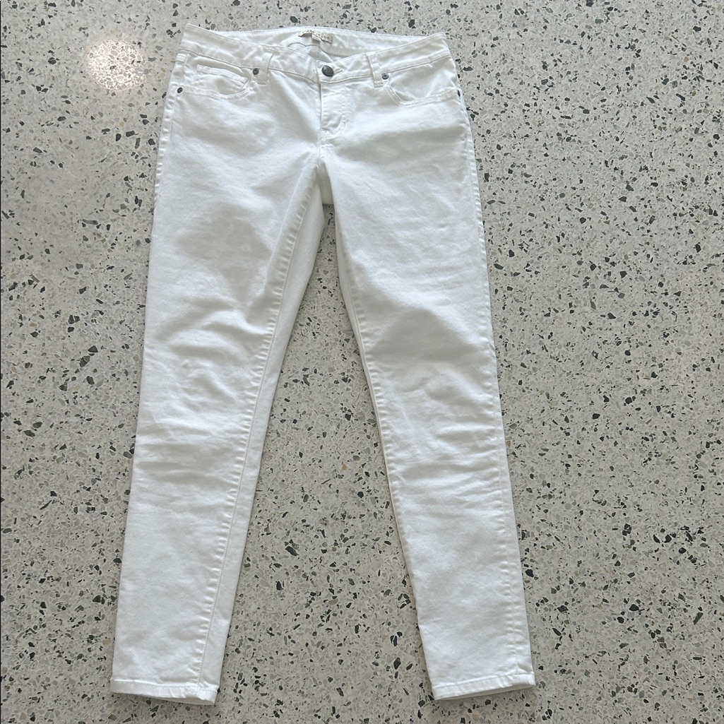 Cabi White Skinny Jeans - Sleek Stretch Denim - 8